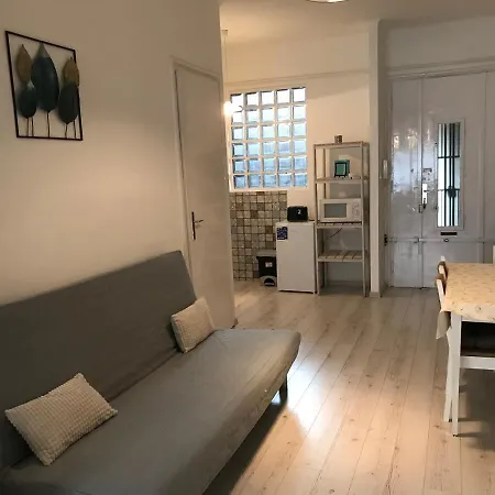 Kenyelmes Lakas Jo Helyen Apartman Budapest